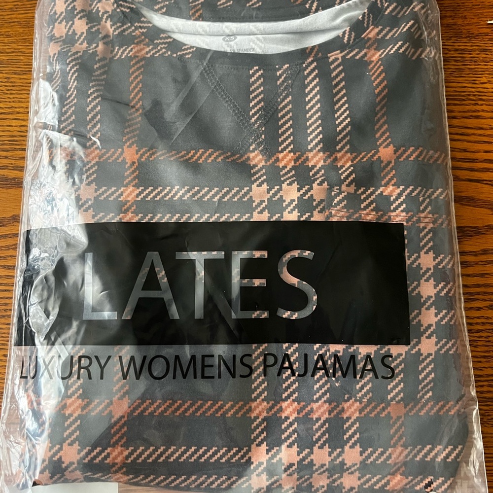 Luxury women pajamas size xs brand new never opened